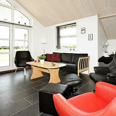 Solbærhaven Feriehus *